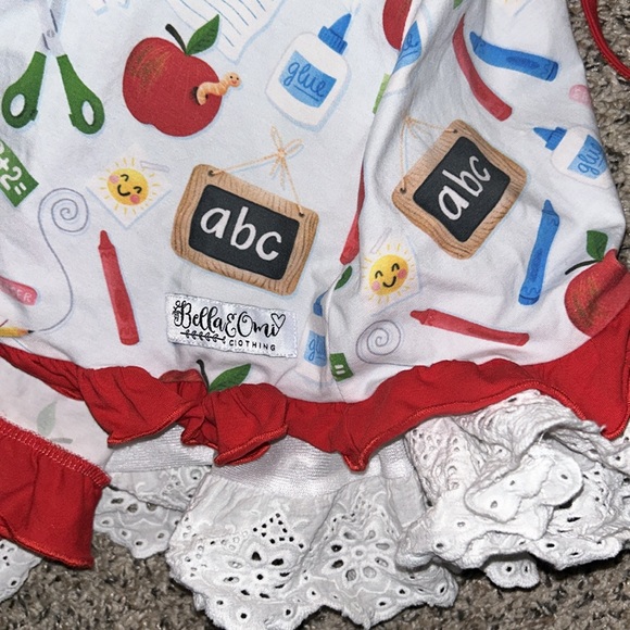 Girls 8 Bella & Omi Back to School gorgeous Peter Pan dress & matching shorties - Picture 5 of 16